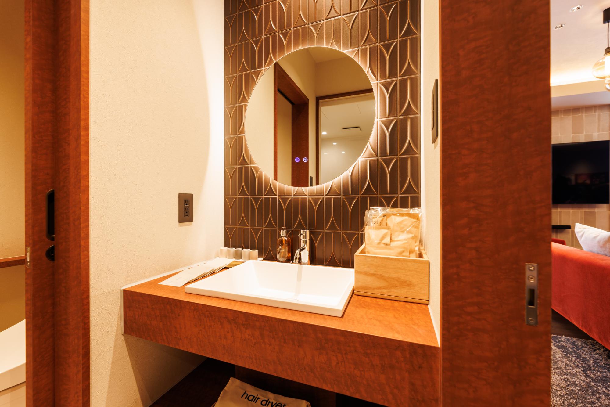 テルメ金沢　TERUME SUITE 400